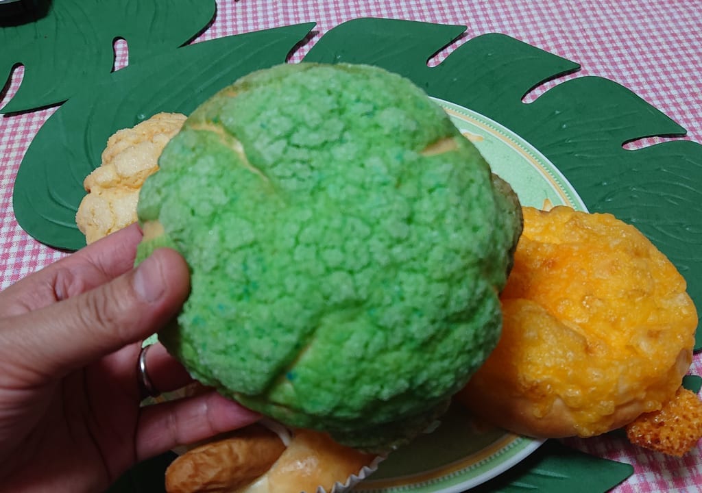 エクリスプメロンぱん