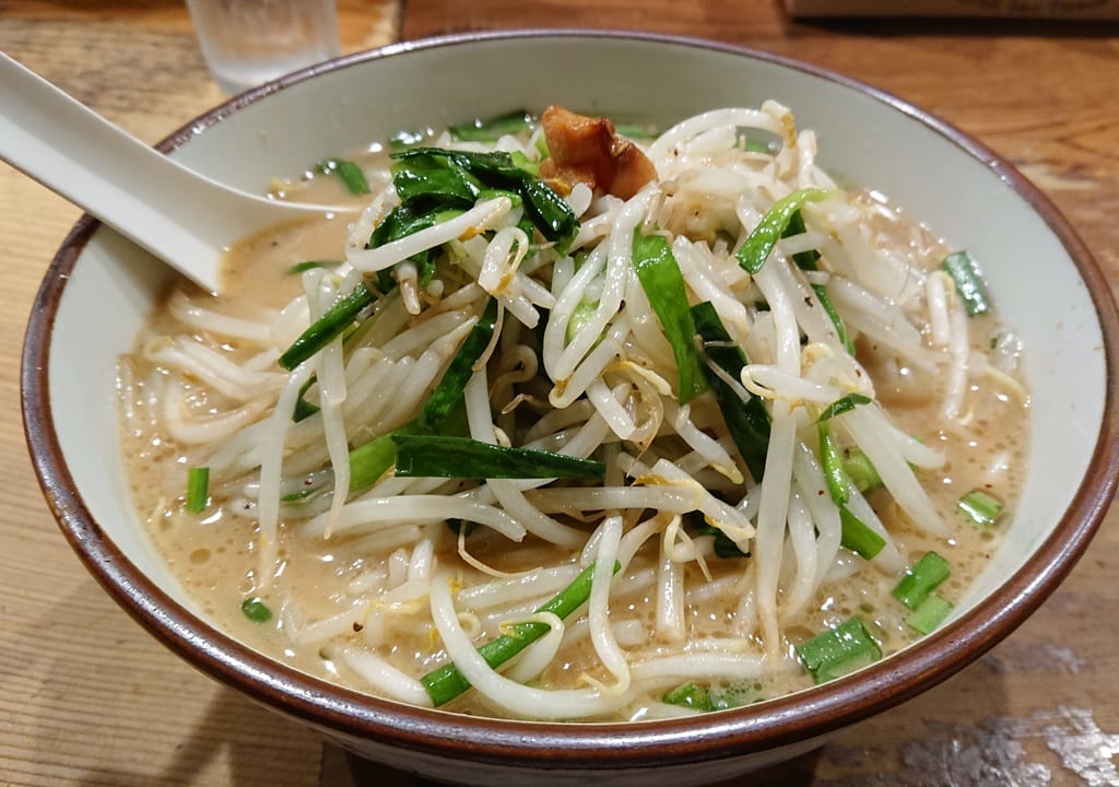 ニラもやしラーメン