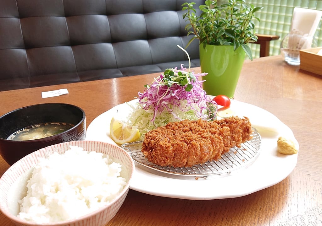 ロースかつ定食