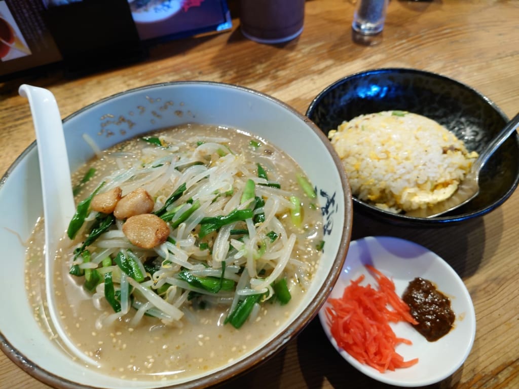 ニラもやしラーメン