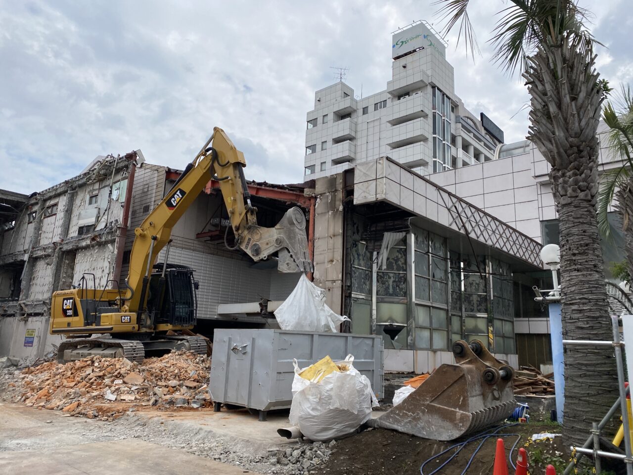 【相模原市中央区】JNファミリー跡地に建設中の「プレシス相模原レジデンス」の養生シートが撤去されマンションの全貌が明らかになりました
